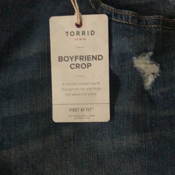 Capris - Picture 2 of 2